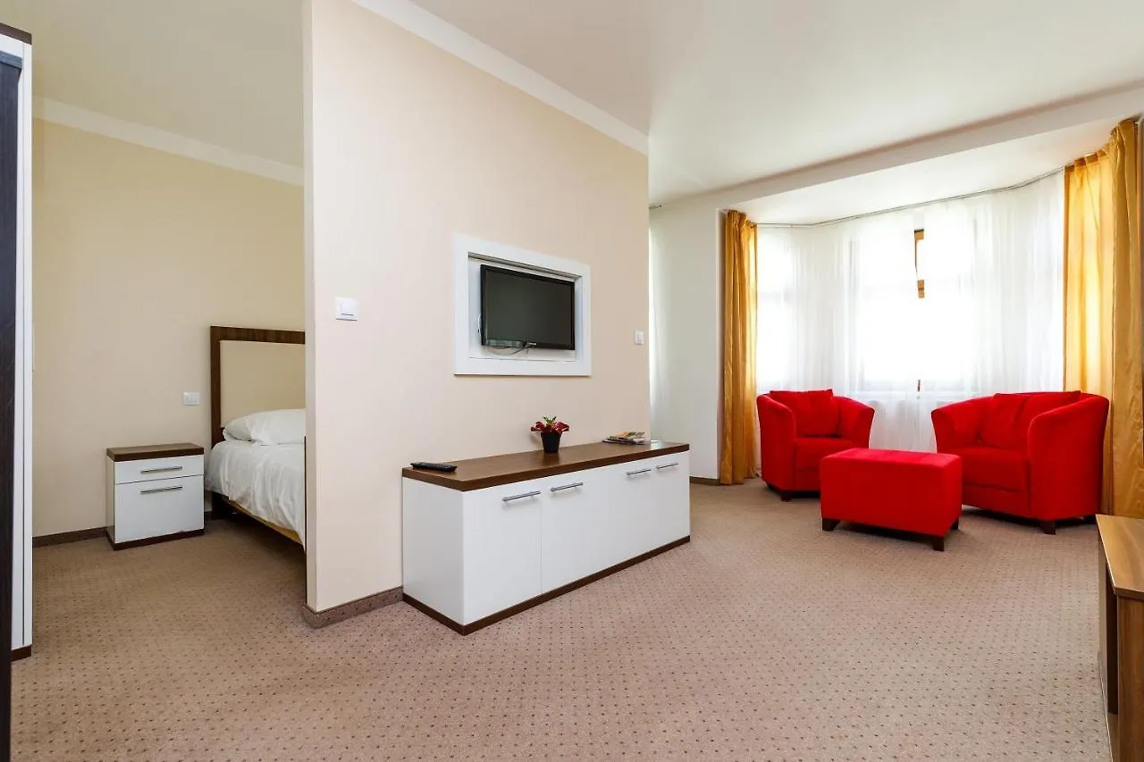 Apartmany U Divadla Karlovy Vary Aparthotel