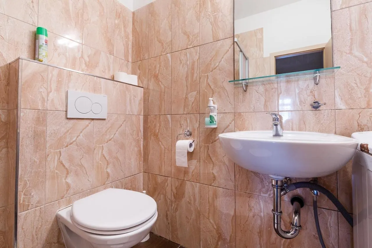 Apartmany U Divadla Karlovy Vary Czech Republic