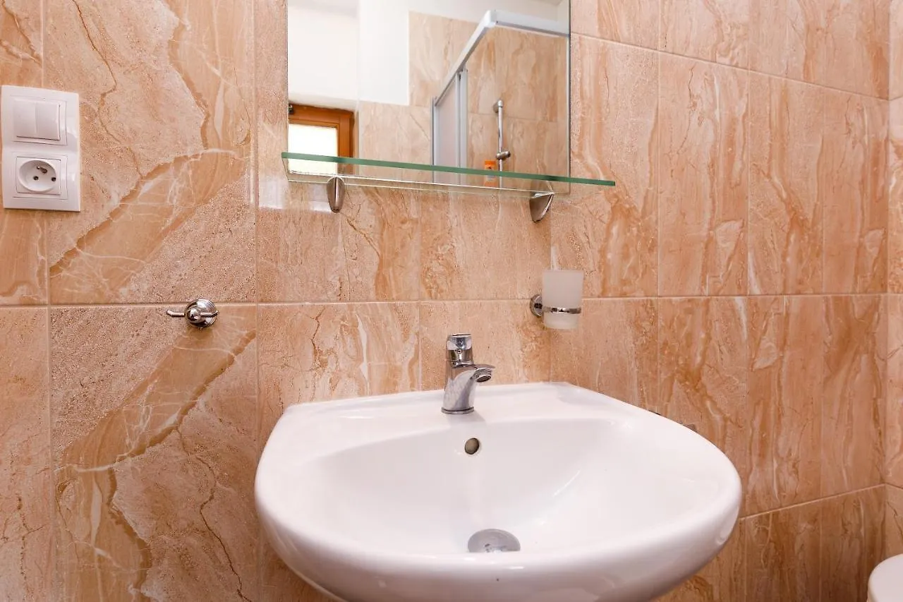 Apartmany U Divadla Karlovy Vary Aparthotel