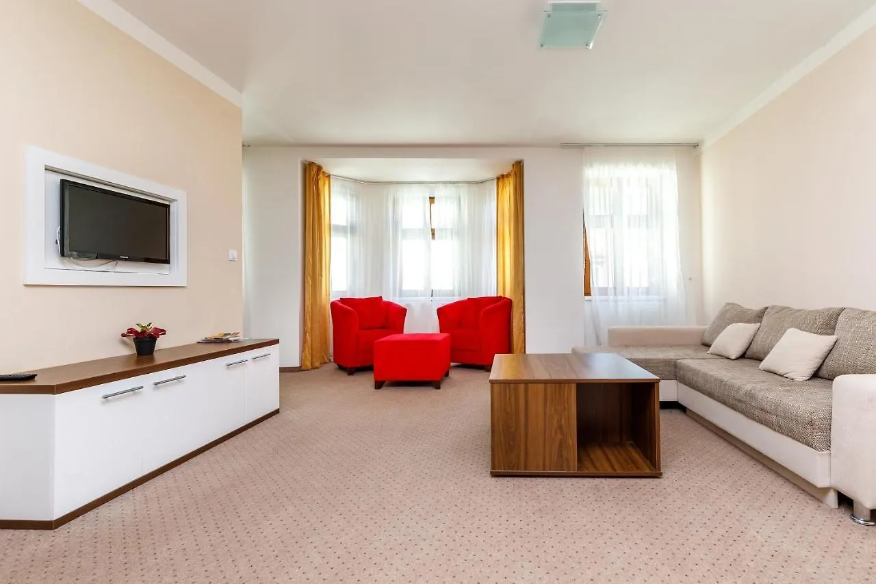 Apartmany U Divadla Karlovy Vary Aparthotel