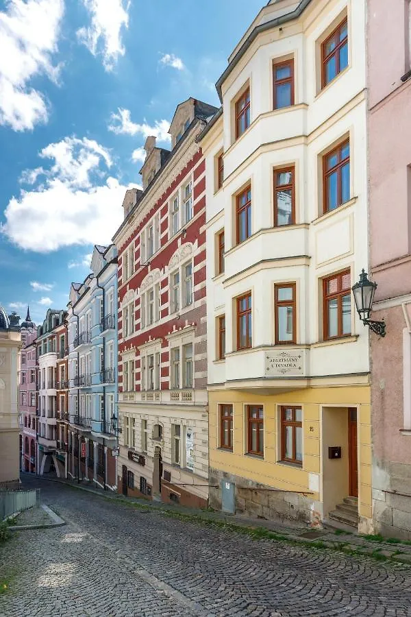 Apartmany U Divadla Karlovy Vary Aparthotel