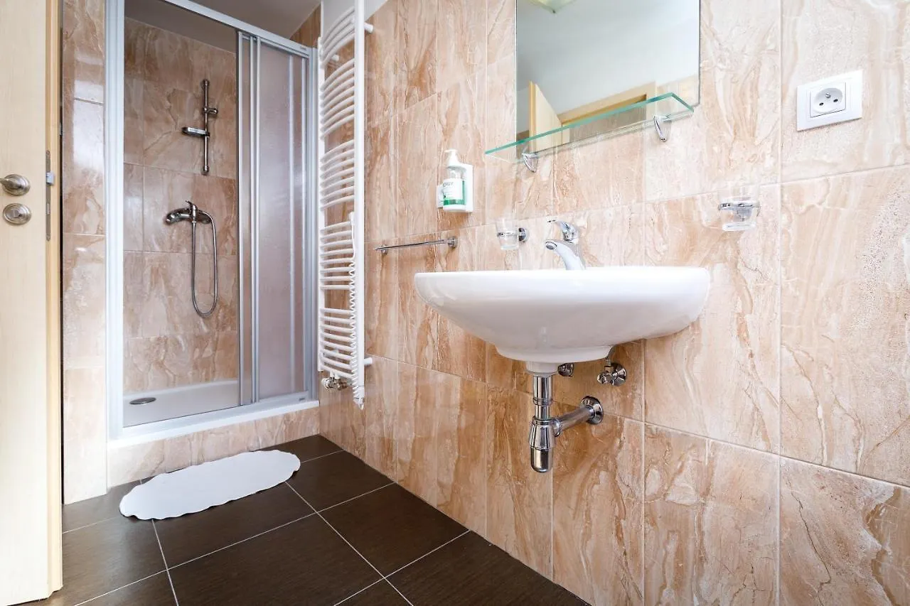 Apartmany U Divadla Karlovy Vary 4*,  Czech Republic