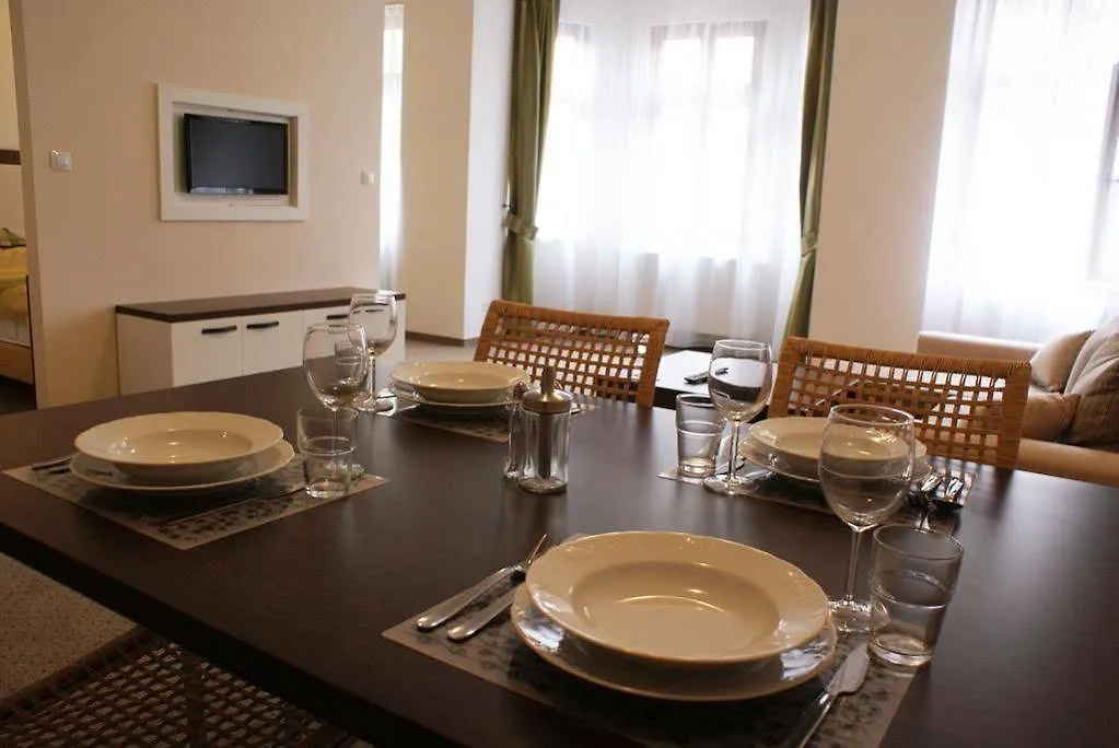 Apartmany U Divadla Karlovy Vary Aparthotel